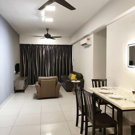 Appartamento The Majestic Ipoh B8 By Zamanja Esterno foto